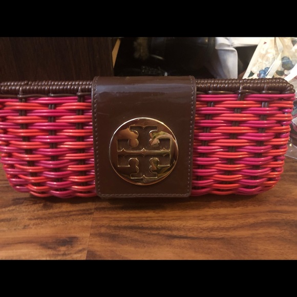 Tory Burch Handbags - Tory Burch clutch